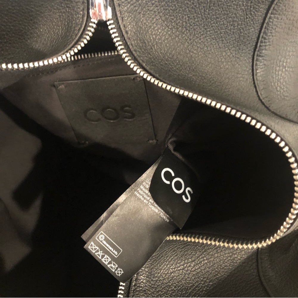 COS Black Leather Tote Bag - Picture 12 of 13